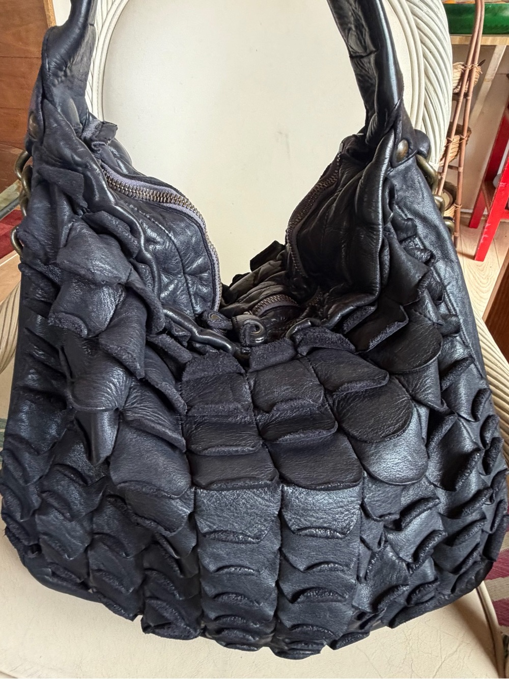 ERRELLEVENTIDUE Large Smooth Leather Scalloped Hobo! NEW! Made in Italy.
